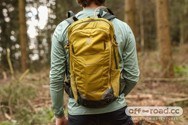 Deuter Flyt 14 back pack review | off-road.cc